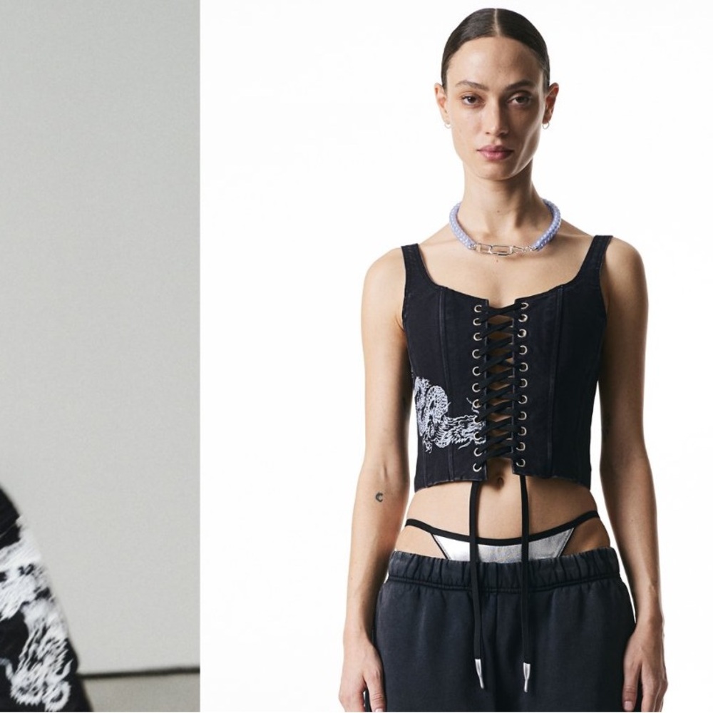 H2 Heron Preston x H&M
Black Denim
Lace-Up Corset Top
Size M
Like new